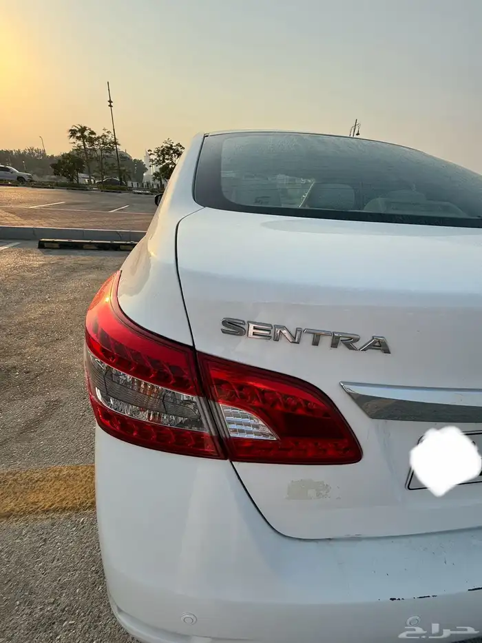للبيع نيسان سنترا موديل 2020 نظيفه 5