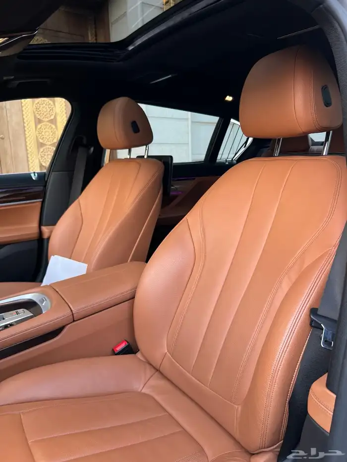 للبيع بي ام دبليو 2021 - 730 li بحالة الجديده 44