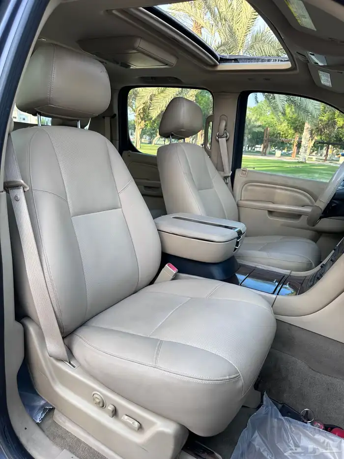 كاديلاك اسكاليد 2011 فل كامل الجميح 31