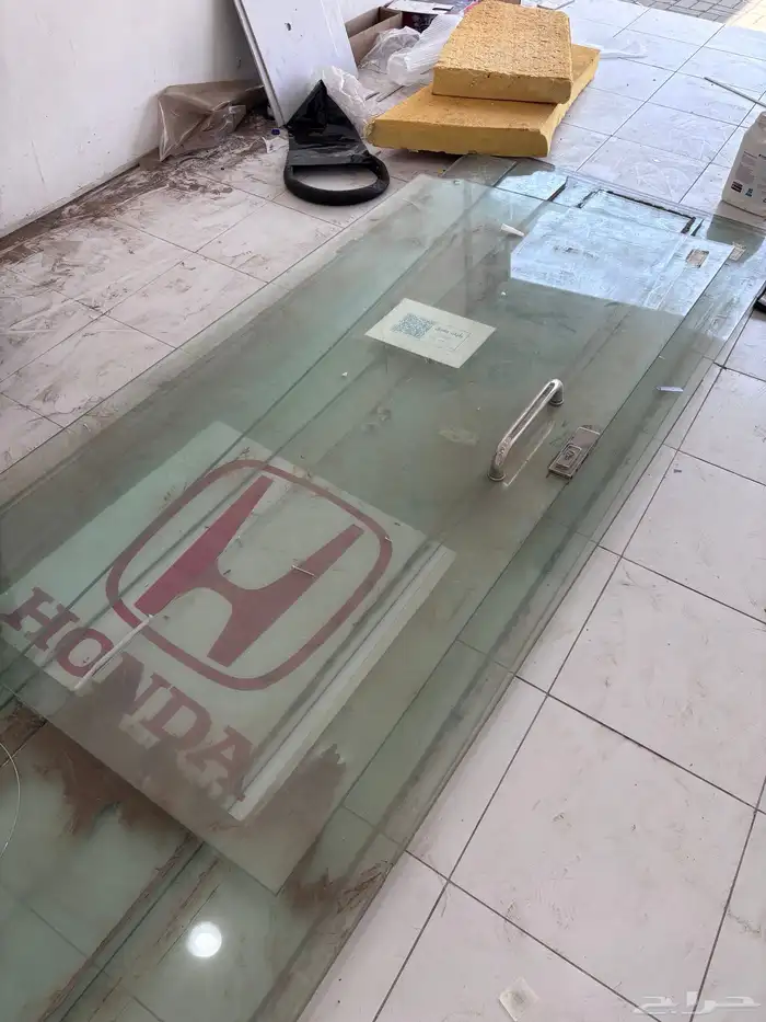 للبيع واجهة محل قزاز سكيورت 1