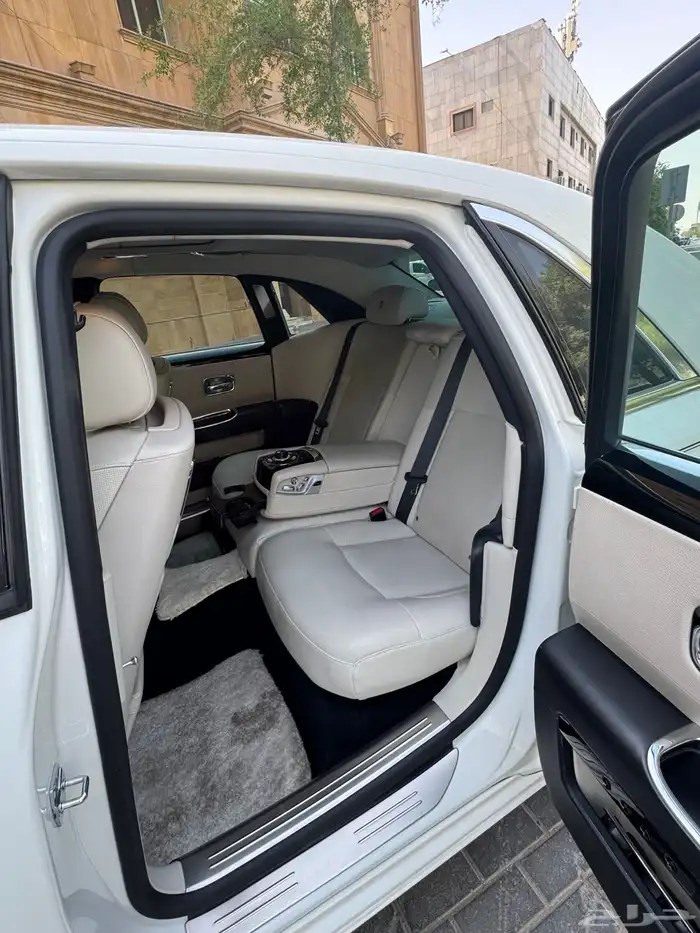 رولز رويس 2011 7