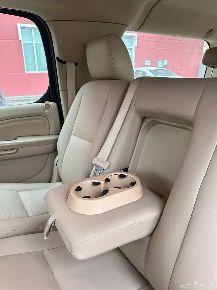 كاديلاك اسكاليد 2011 فل كامل الجميح 58