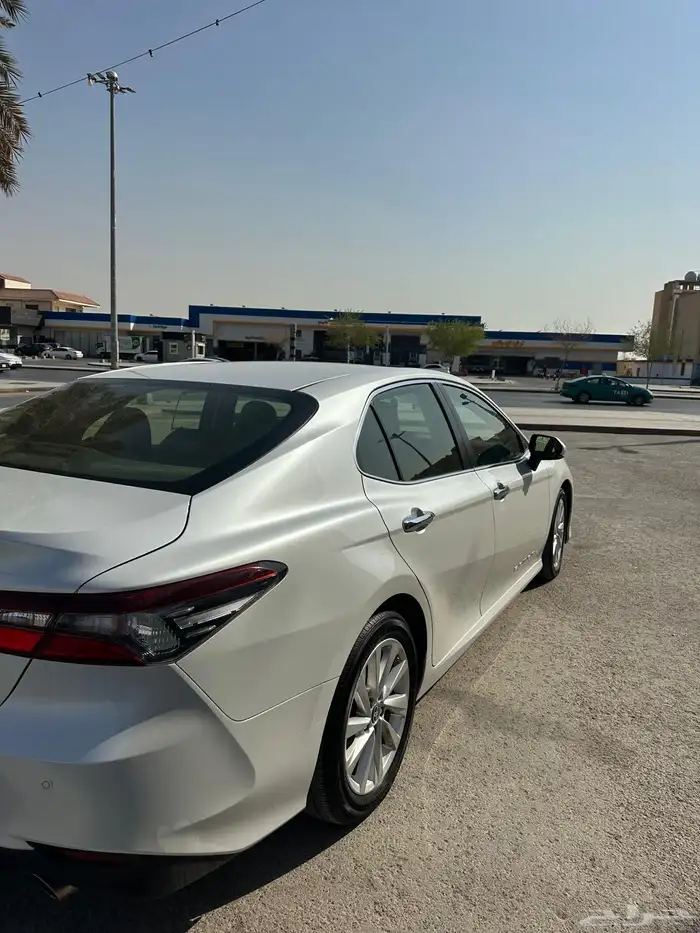 للبيع كامري 2021 10