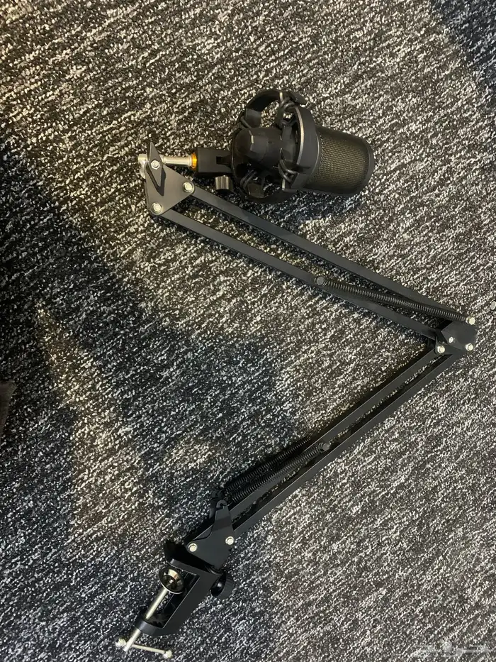 اضاءة ليد وشاشة ومايك 2