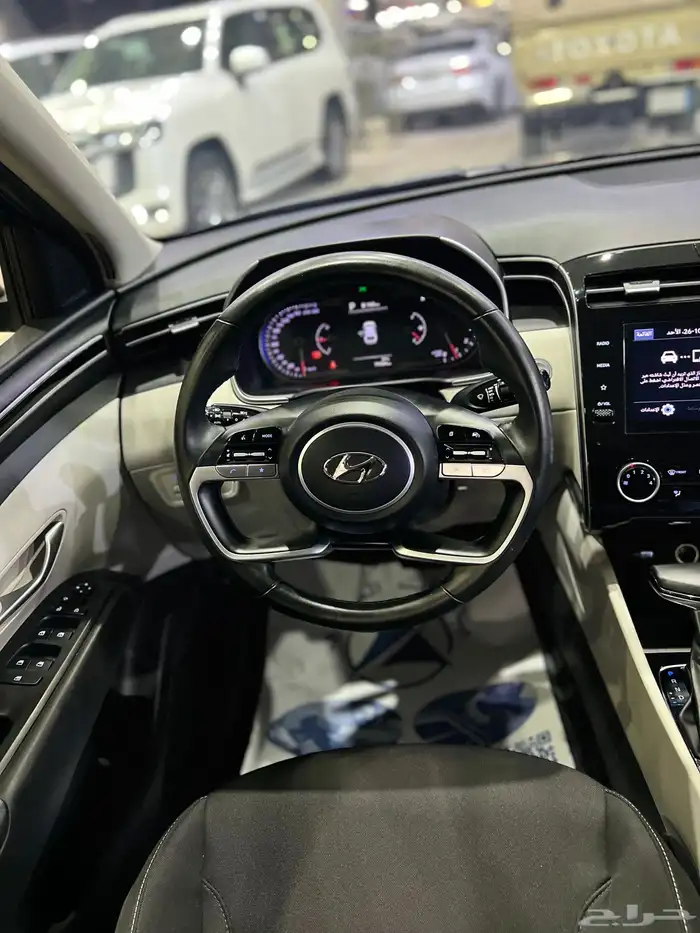هيونداي توسان 2023 سعودي مكينة 2.0 ماشي 79 الف قمة فالنظافة 15