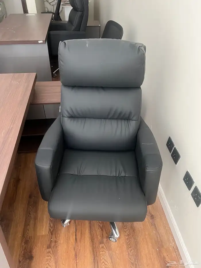 اثاث مكتبي للبيع - مكتب للبيع - كنب مكتبي للبيع - كراسي 4