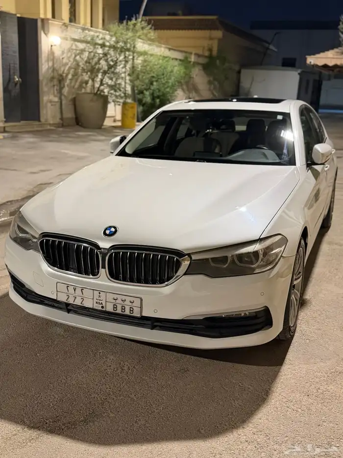 للبيع بي ام 15