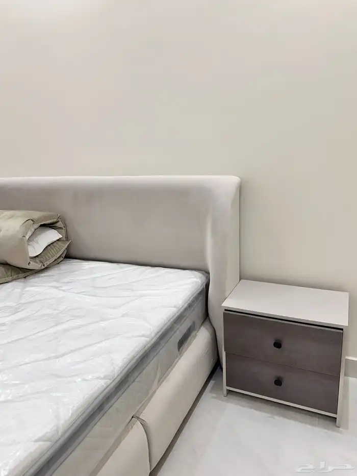 غرفة نوم للبيع 1