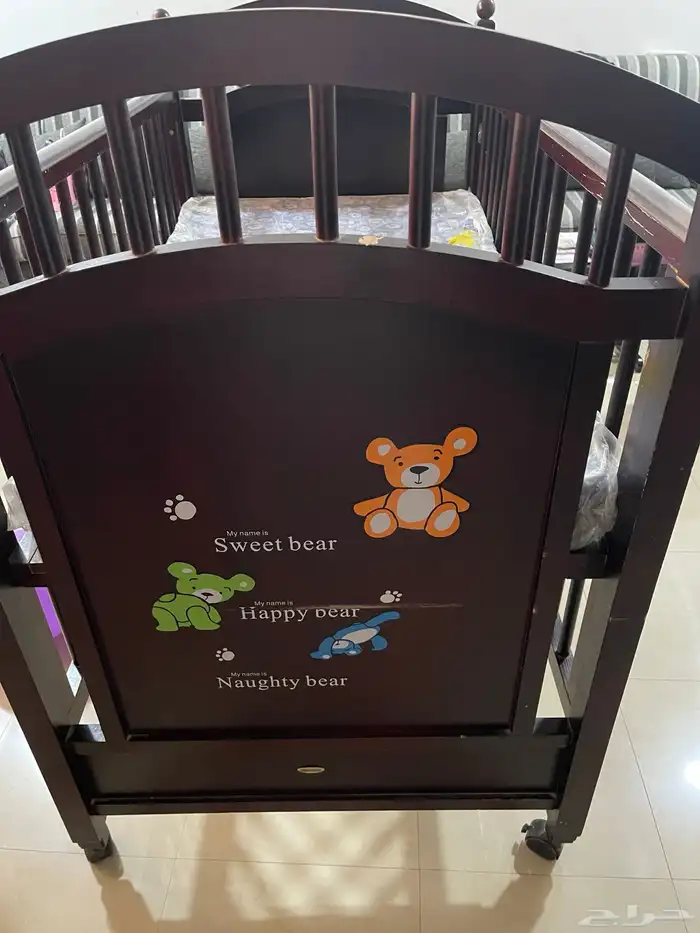 سرير أطفال مستعمل 1