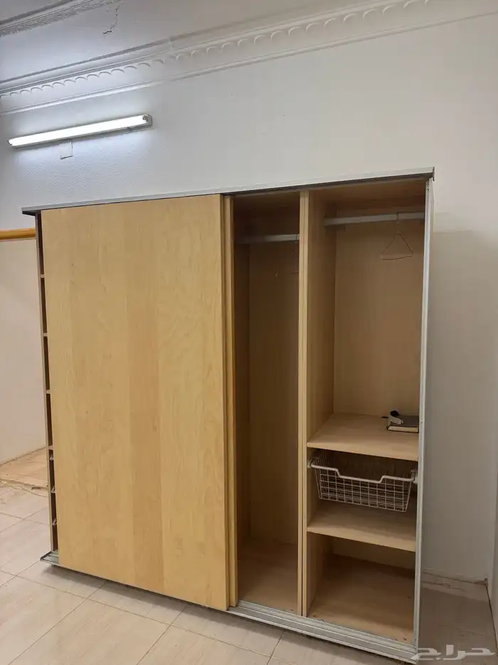 دولاب واقف 0