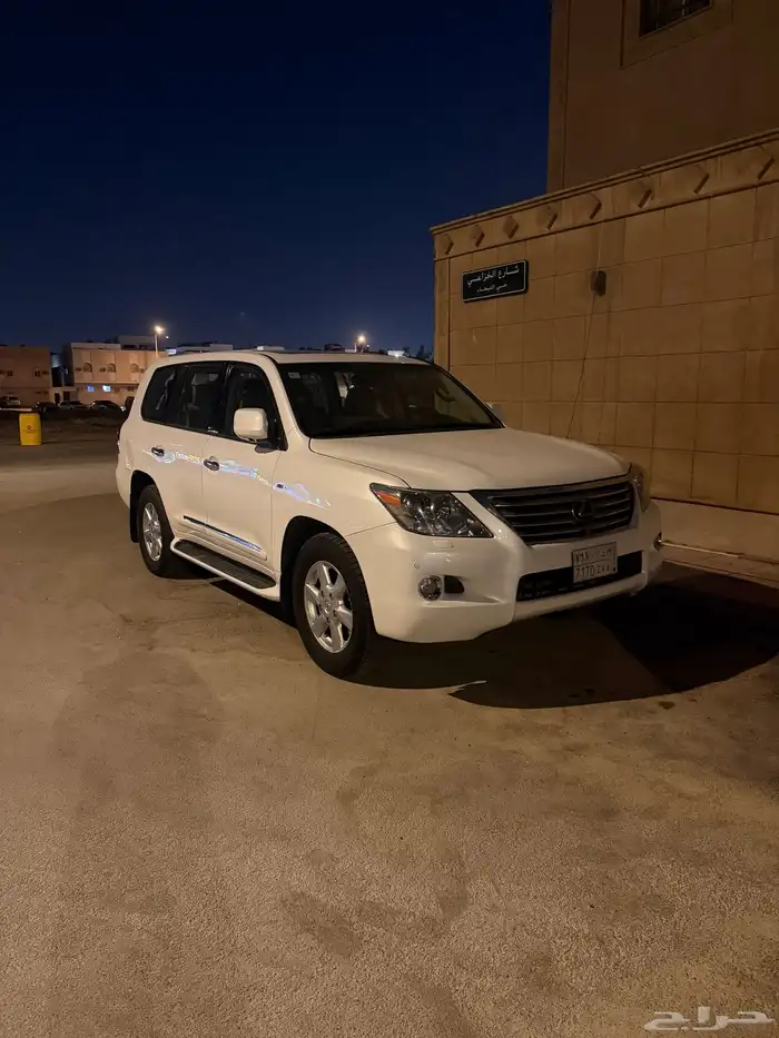 (تم البيع) جيب لكسز 2010 12