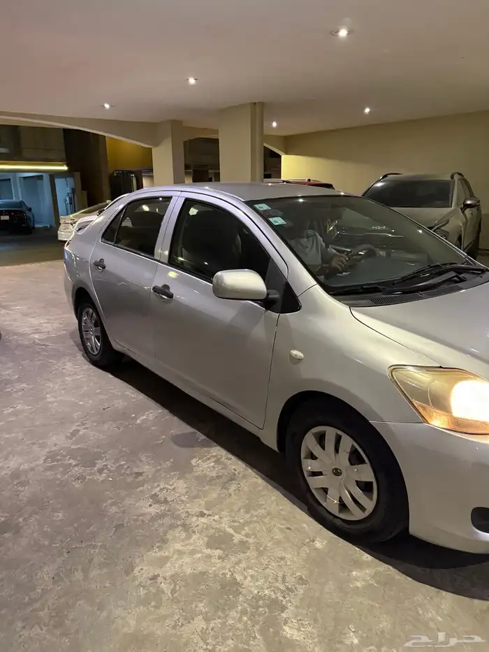 تويوتا يارس 2008 شبه جديده للبيع 2