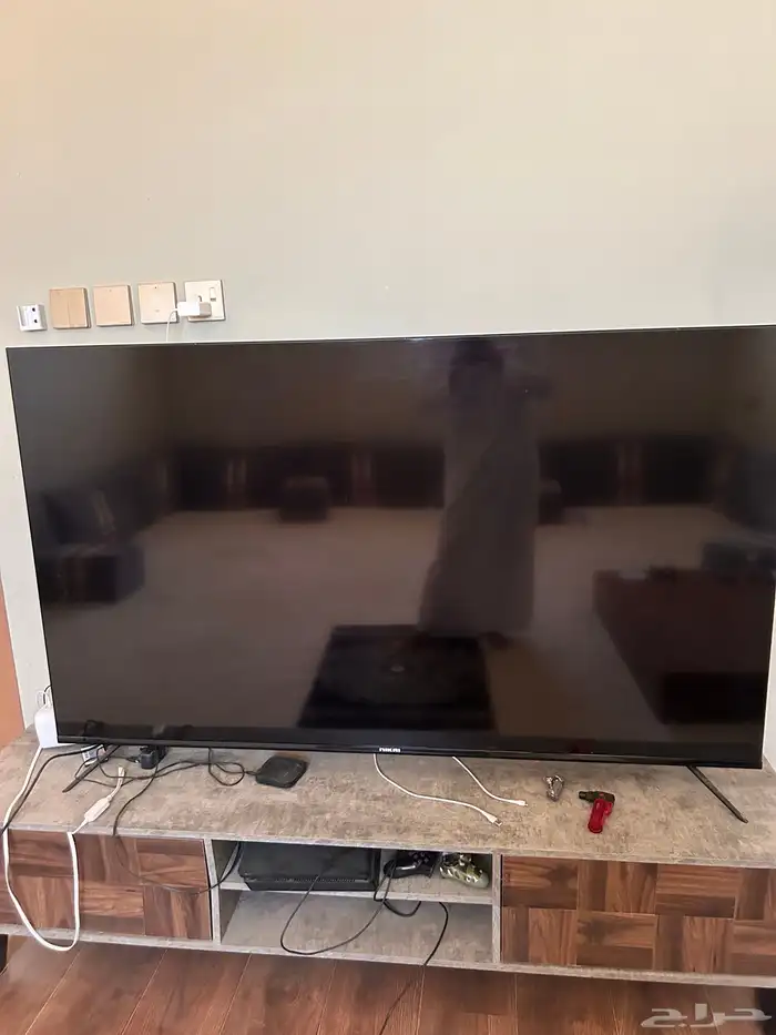 شاشة ذكية NIKAI حجمه 70 بوصه 4k تدعم واي فاي وباقي مميزاته 1