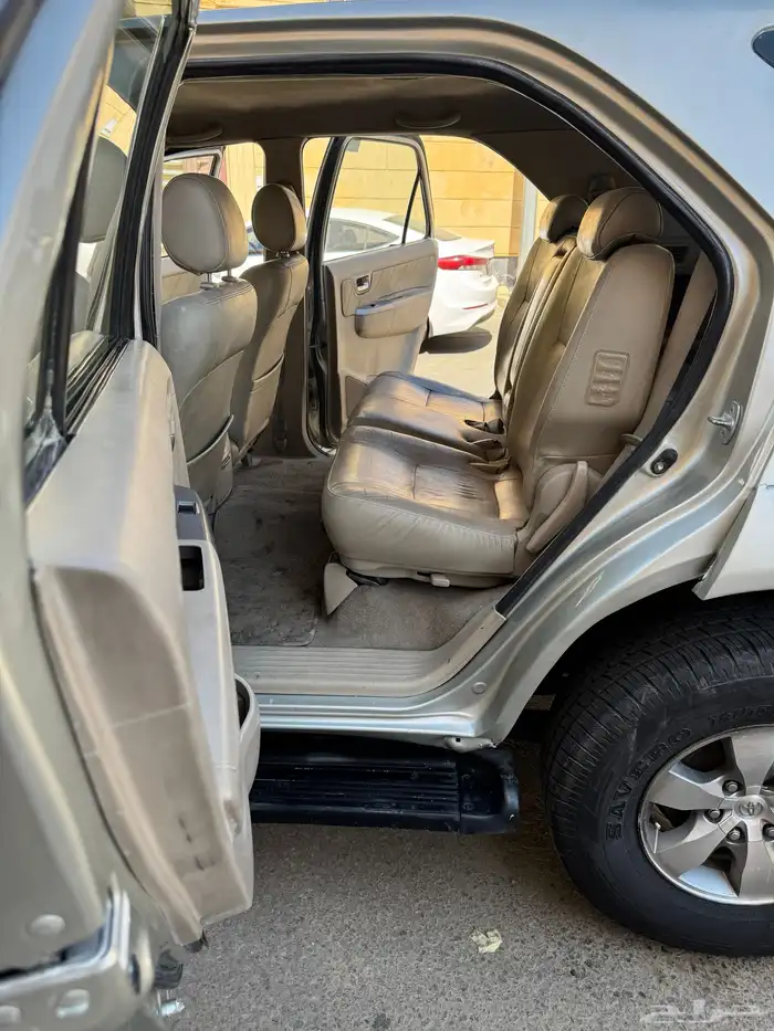 تويوتا فورتشنر2008 17