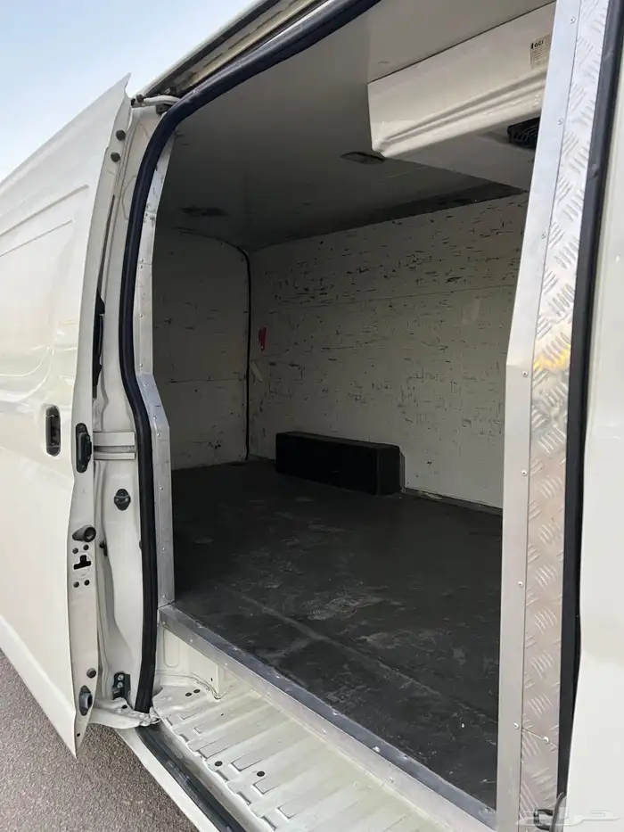 تويوتا باص 2022 ثلاجه 6