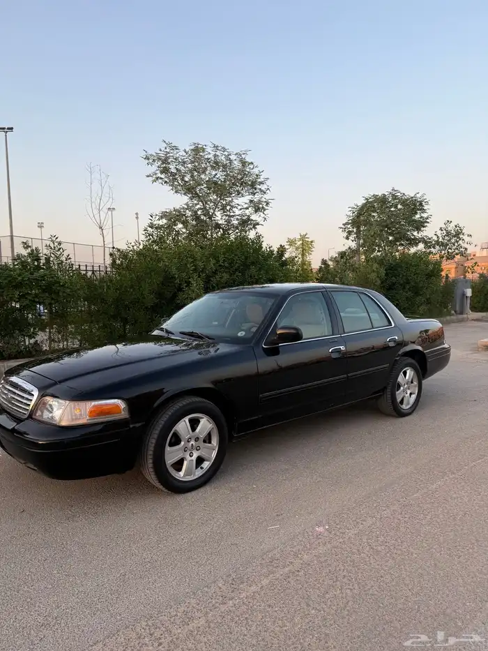 فورد فكتوريا 2011 نظيف جدا 32