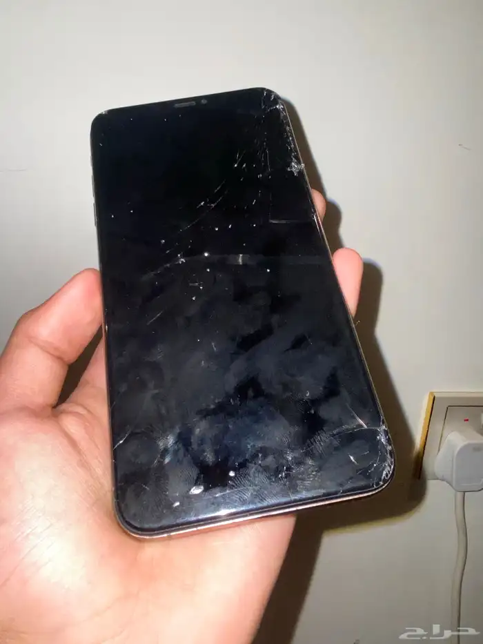 ايفون اكس ماكس 0