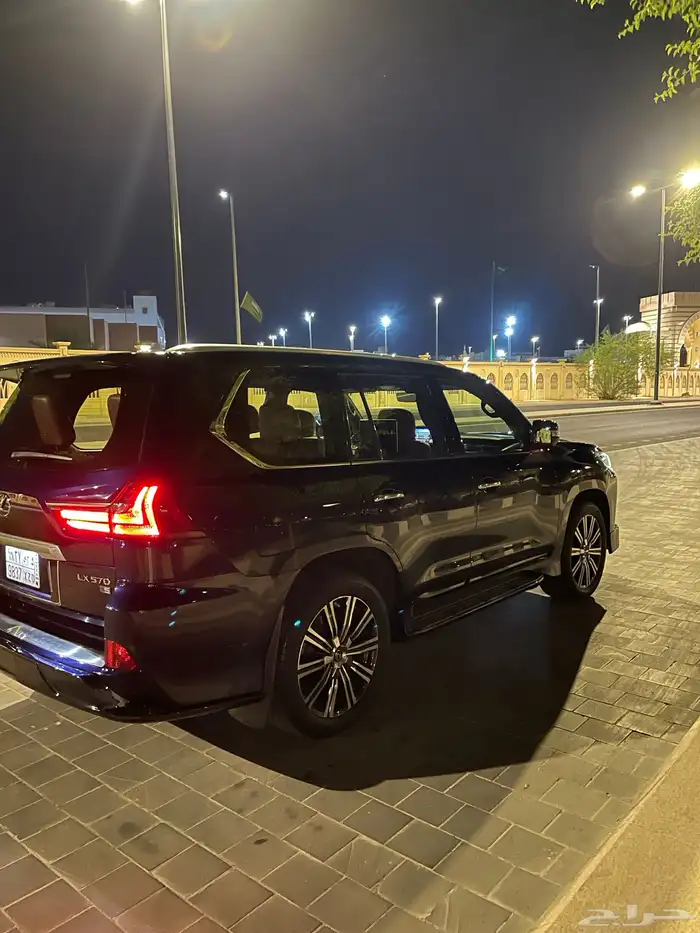 للبيع جيب لكزس L570S بودي بلد 12