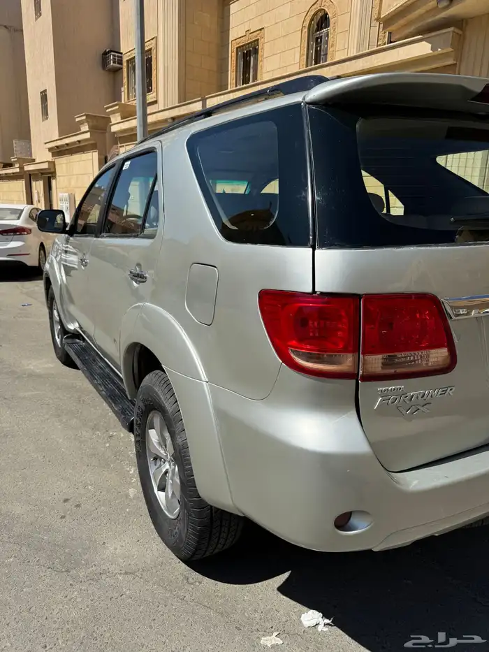 تويوتا فورتشنر2008 4
