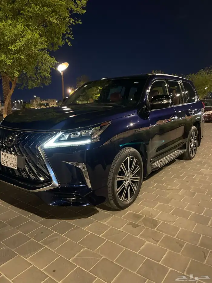 للبيع جيب لكزس L570S بودي بلد 13