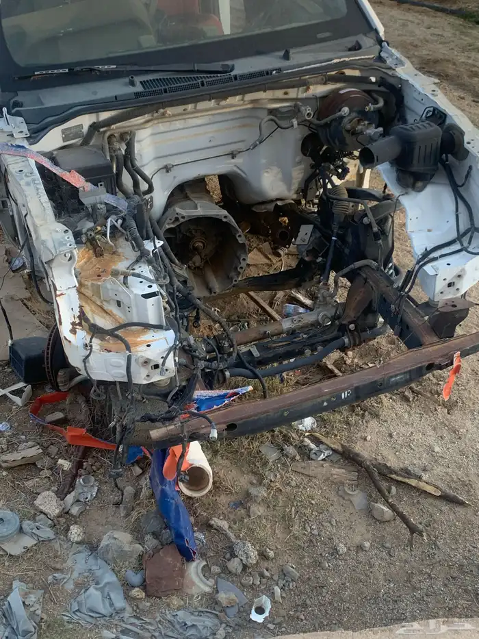 نفار نيسان 2015 تشليح قير عادي بنزين 0