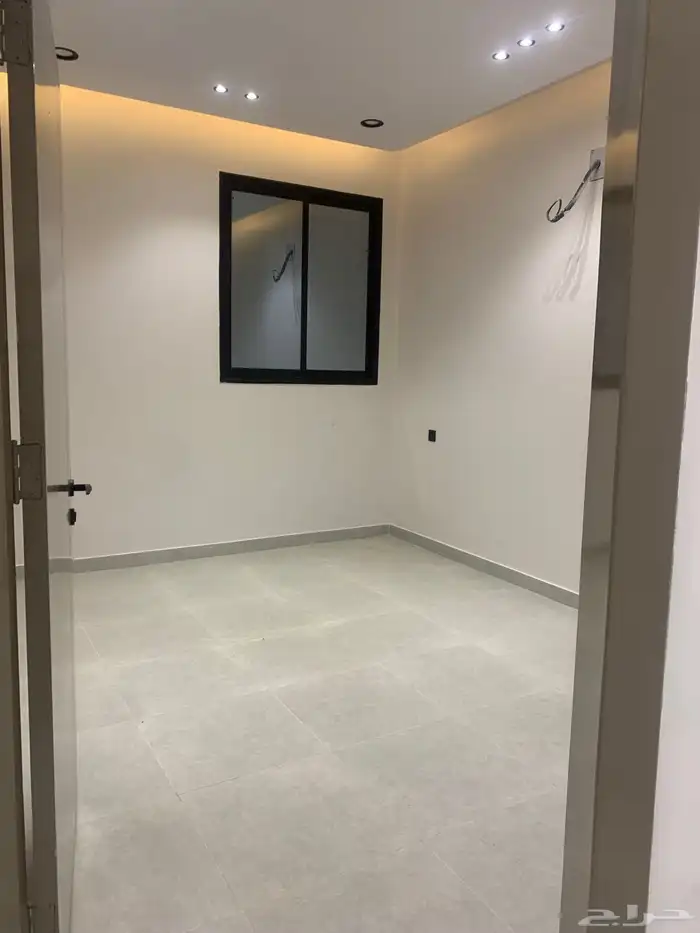 للبيع شقق ارضي بحوش مدخل سياره من 520 با الخميس 19