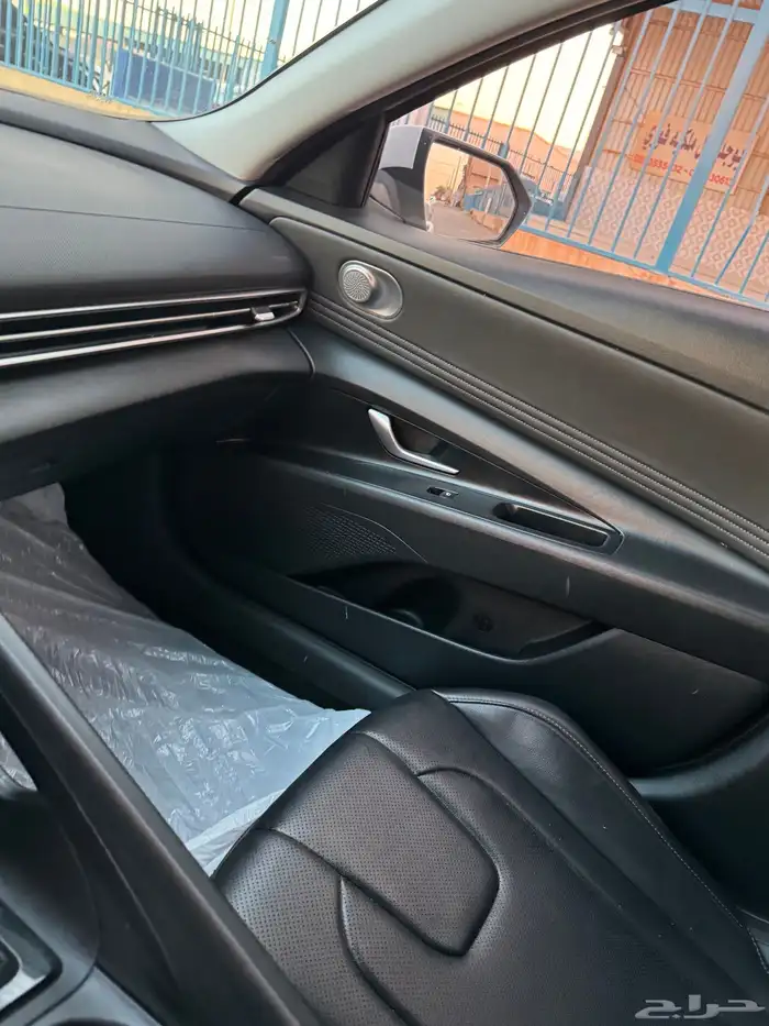 الانترا 2023 بنزين 12