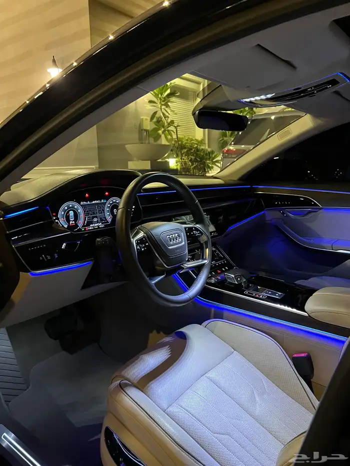 اودي A8L عداد قليل 2020 25