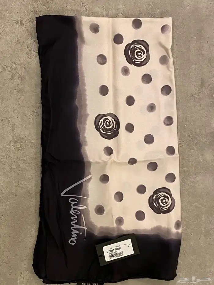 Valentino Scarf -   سكارف فالنتينو 1