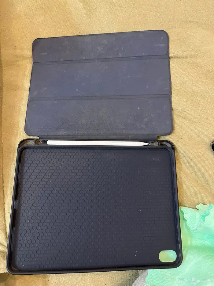 ايباد آير M5 0