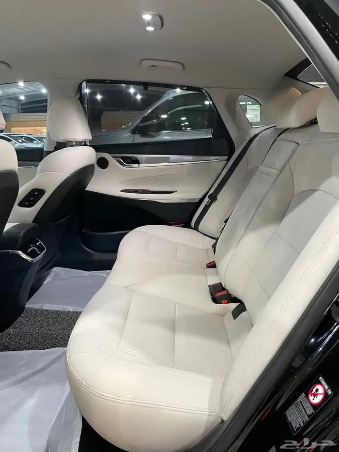 ازيرا موديل 2021 (4سلندر) 16