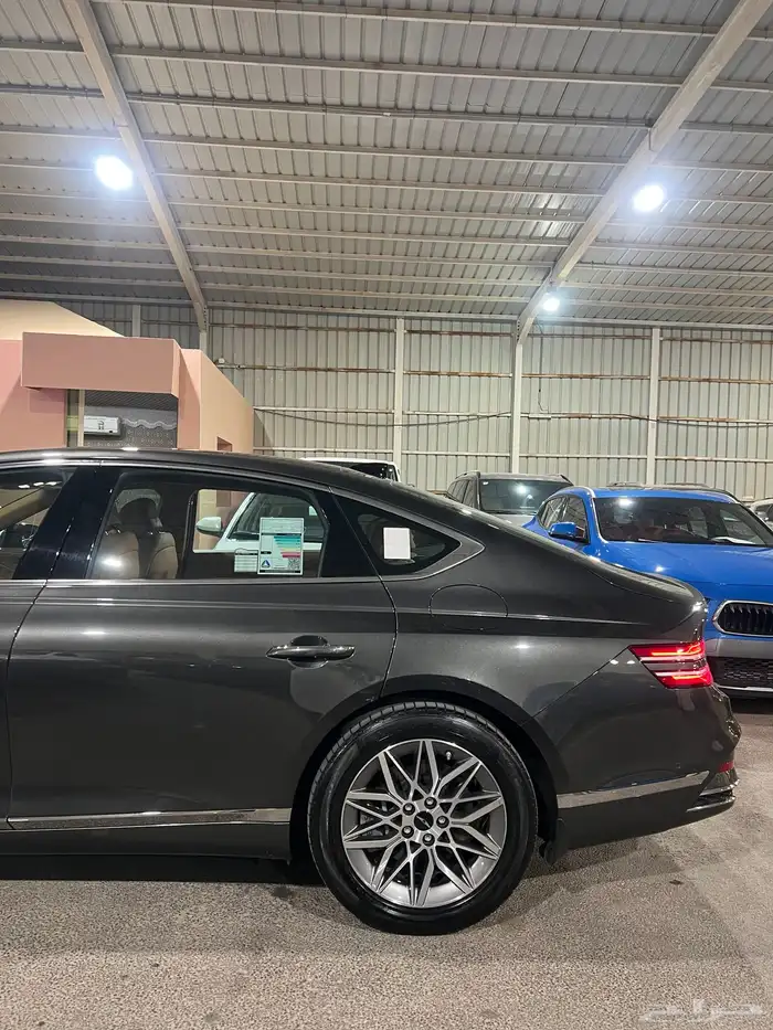 جنسس G80 برستيج 2025 عداد 25 الف وكاله سعودية 8