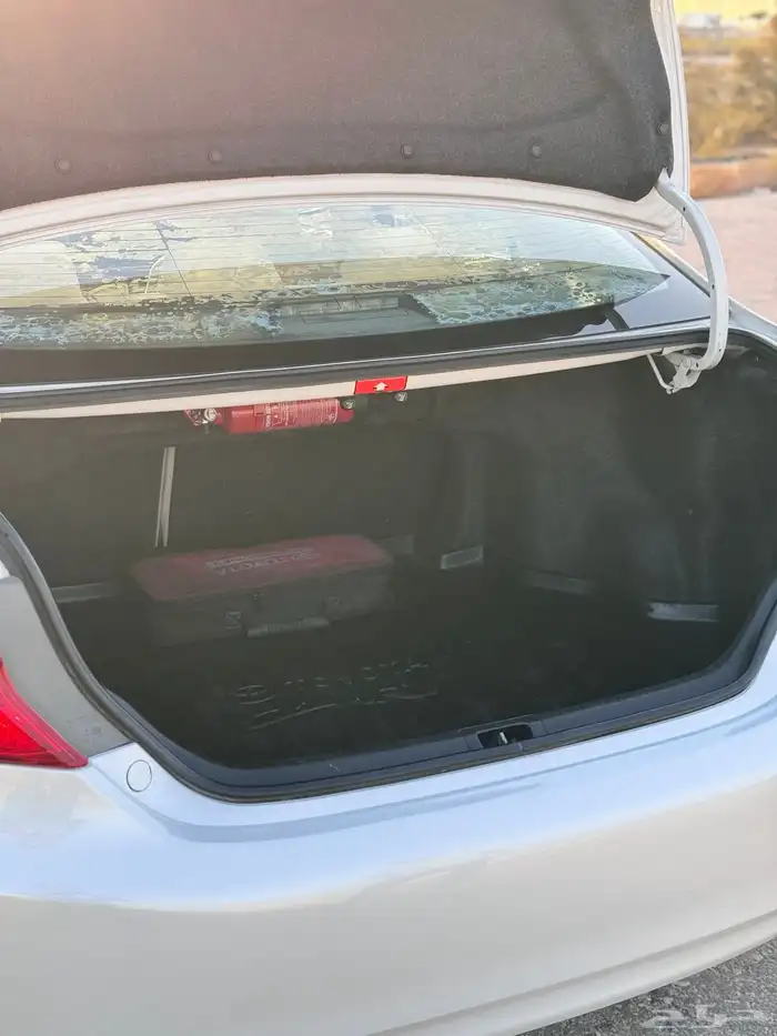 للبيع كامري 2012 35