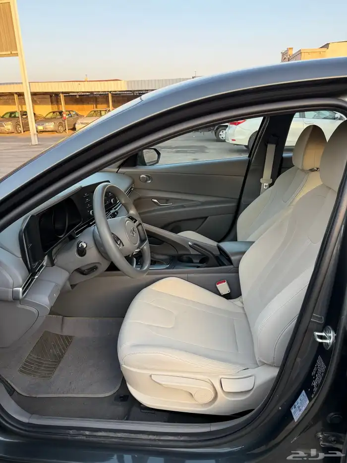 للبيع هيونداي النترا 2022 15