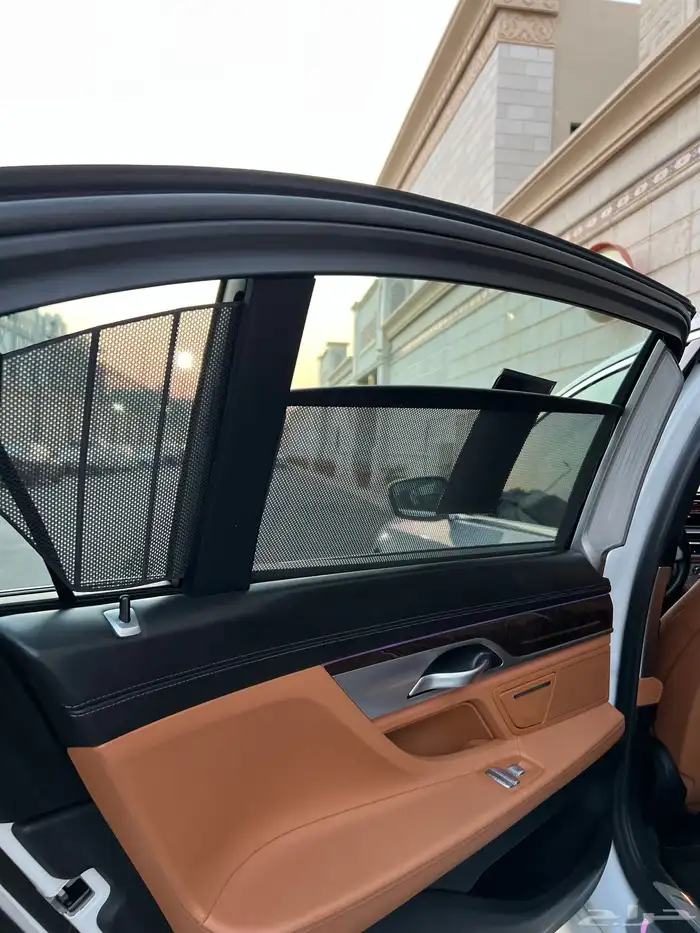 للبيع بي ام دبليو 2021 - 730 li بحالة الجديده 64