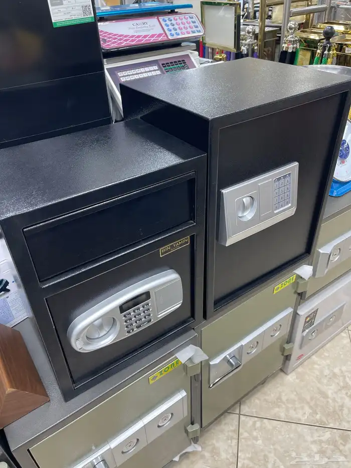 خزن نقود ( توصيل مجانا 0