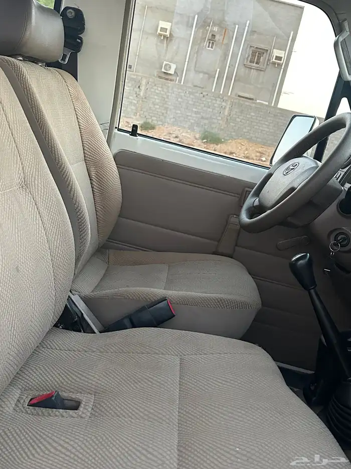 جيب ربع 17