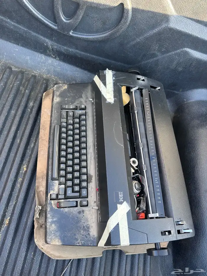 طابعة يدوية قديمة 0