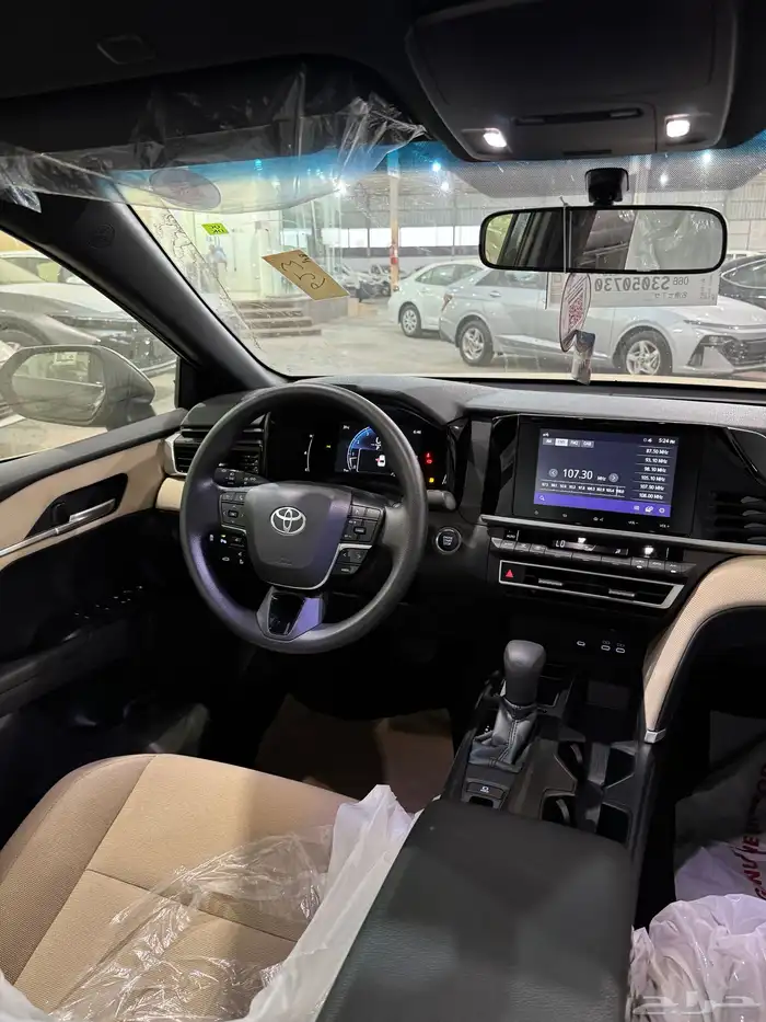 تويوتا كامري E بنزين 2025 6