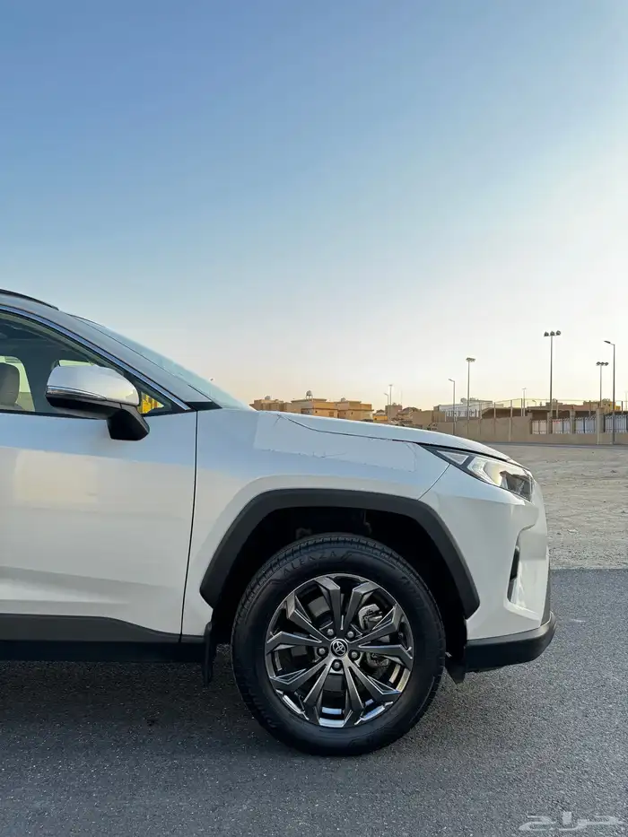 راف فور 2023 فل كامل سعودي 27