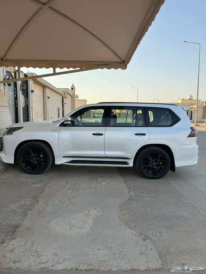 لكزس 2016 فل كامل 5