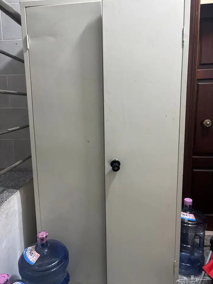 خزانة حديد 0