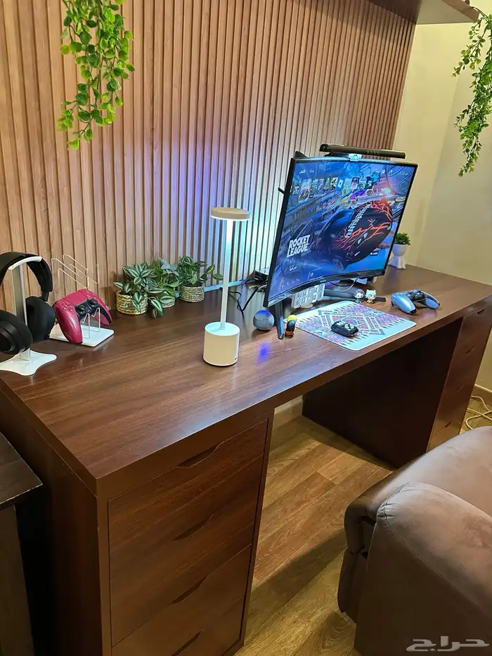 طاولة Alex قيمنق 1