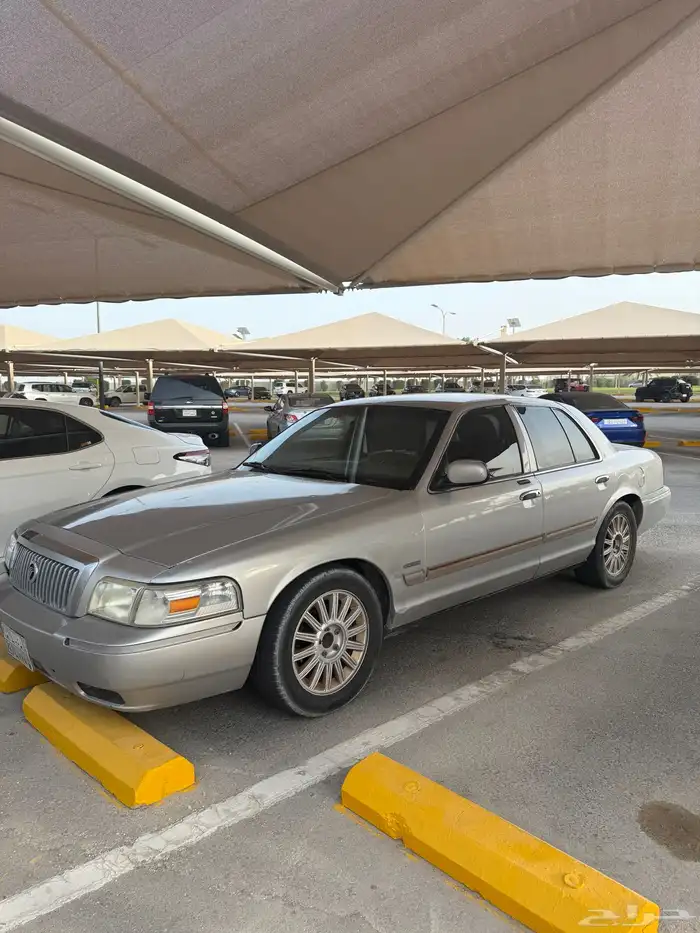 فورد ماركيز 2009 LS . 3