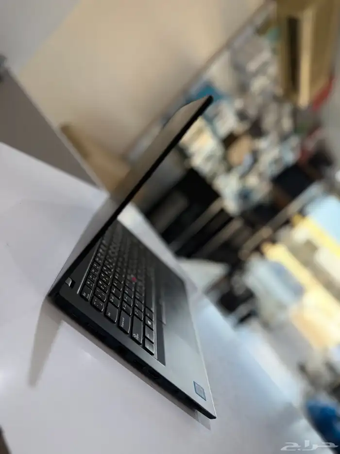 كمبيوتر لاب توب لاينوفو ثانك باد i7 Vpro شاشة لمس 1200 sr 1