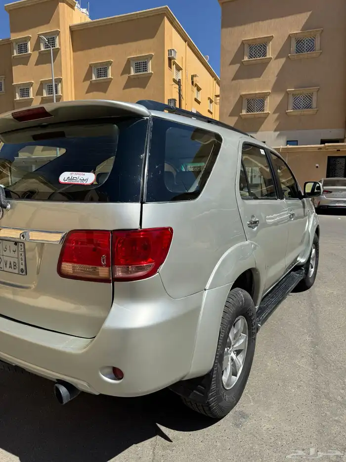 تويوتا فورتشنر2008 9