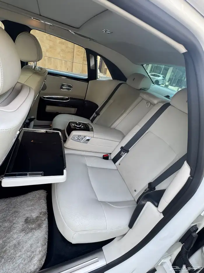 رولز رويس 2011 9