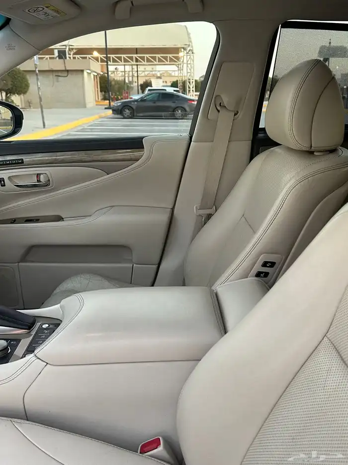 لكزس 460 لارج فل كامل -2015 13