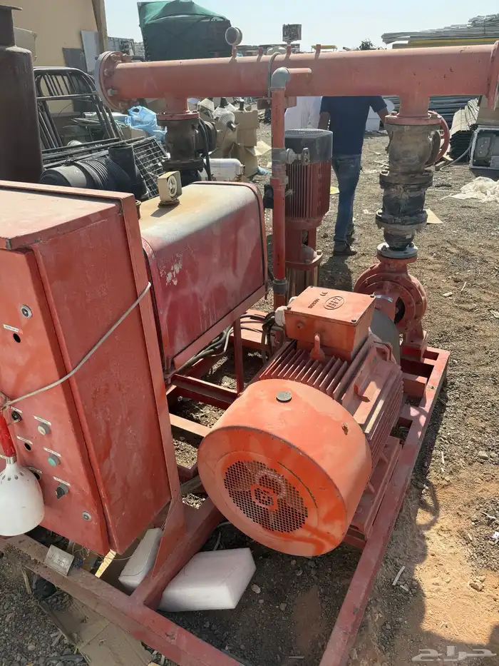 مضخه حريق دفاع مدني ثلاث نضام سيفيكو شغال للبيع مقاس 750 جال 1