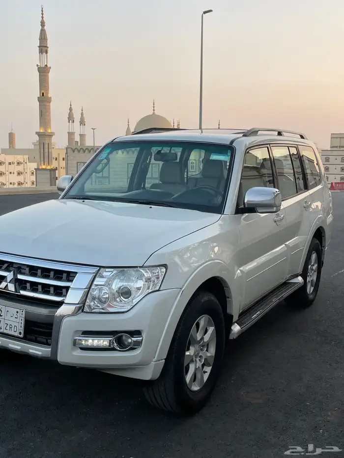 باجيرو 2018 فل كامل قمه بالنظافه 0